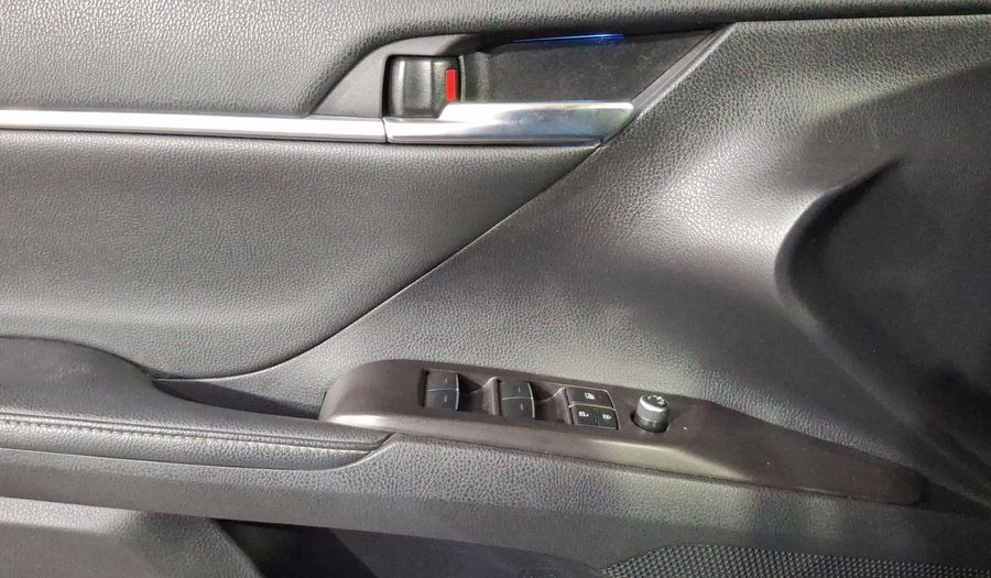 Toyota Camry 2.5 HEV XLE AUTO Sedan 2023