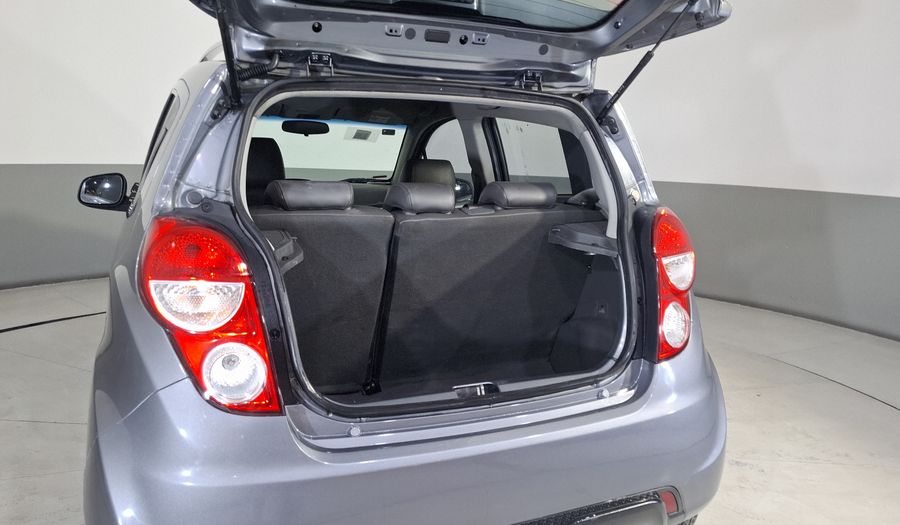 Chevrolet Spark Classic 1.2 LTZ C MT Hatchback 2017