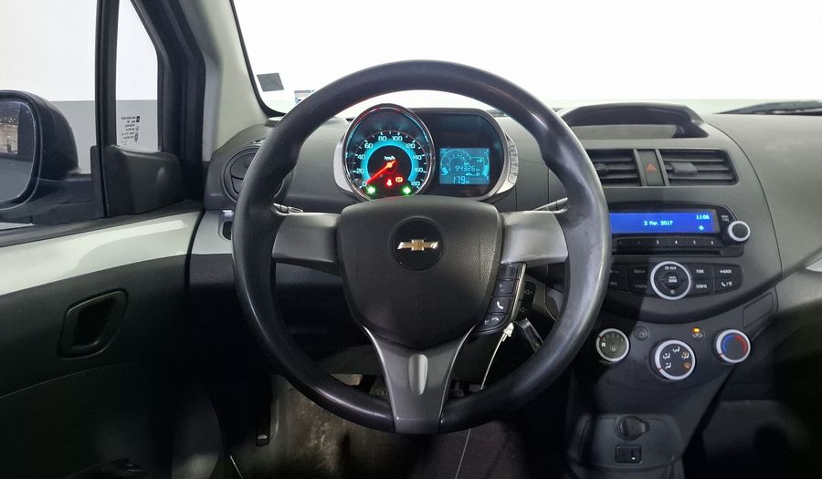 Chevrolet Spark Classic 1.2 LTZ C MT Hatchback 2017
