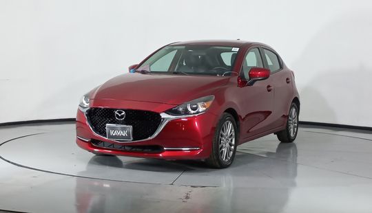 Mazda • Mazda 2