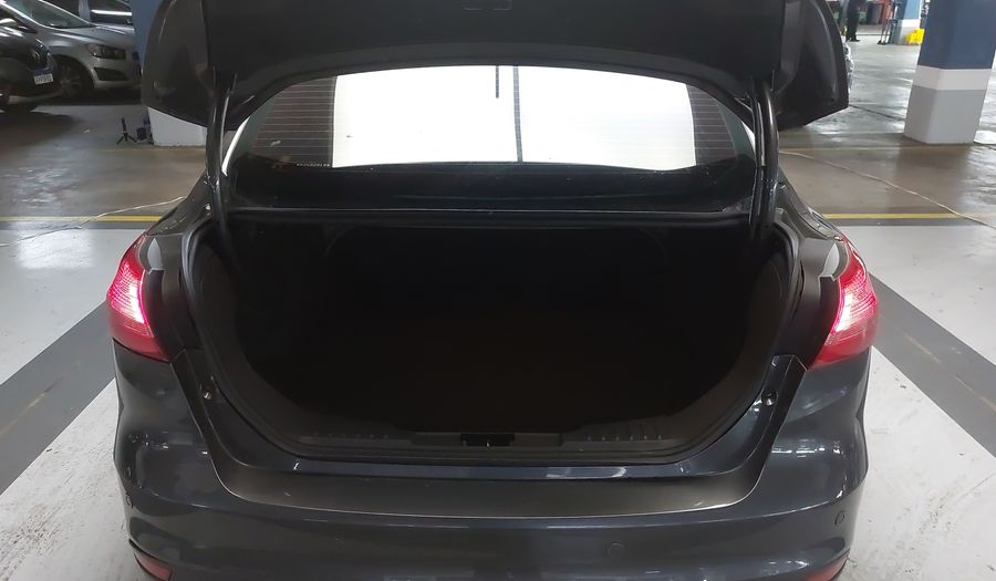 Ford Focus 2.0 SE SEDAN AT Sedan 2019
