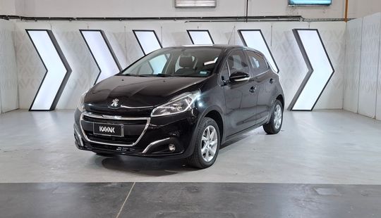 Peugeot • 208
