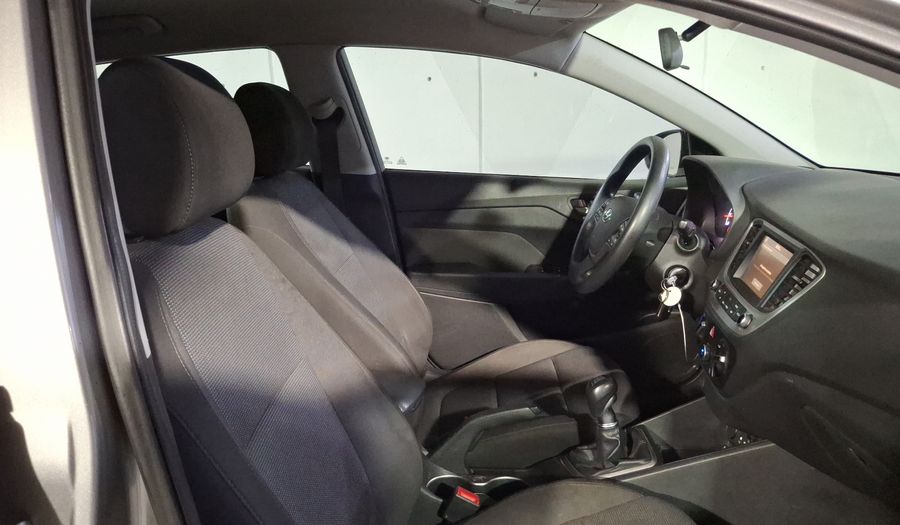 Hyundai Accent 1.6 GL MID Hatchback 2022