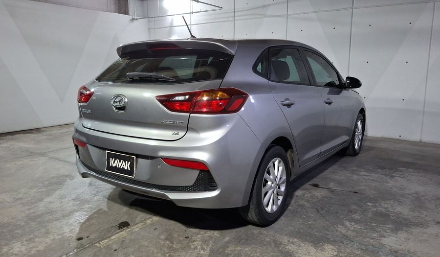 Hyundai Accent 1.6 GL MID Hatchback 2022