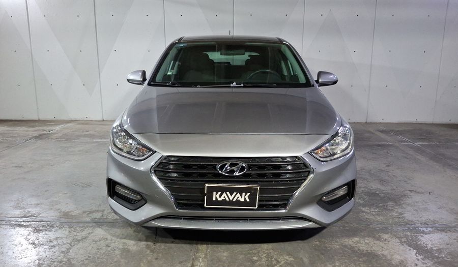 Hyundai Accent 1.6 GL MID Hatchback 2022