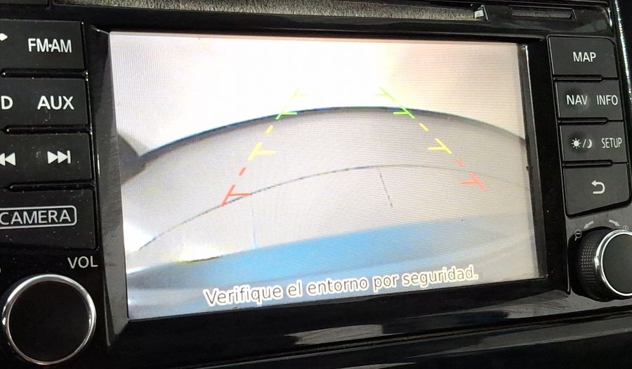 Nissan Note 1.6 SR CVT Hatchback 2015