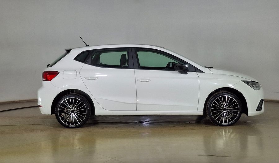 Seat Ibiza 1.6 110 HP REFERENCE Hatchback 2020