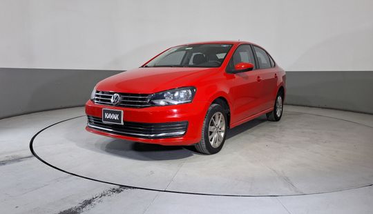 Volkswagen • Vento