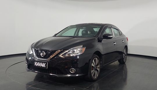 Nissan • Sentra