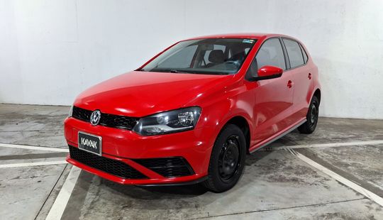 Volkswagen • Polo