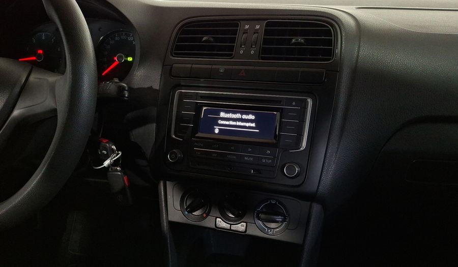 Volkswagen Polo 1.6 STARTLINE AUTO Hatchback 2022