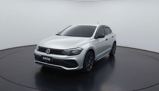 Volkswagen • Polo