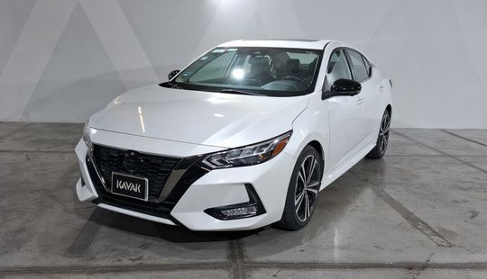 Nissan • Sentra