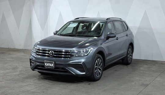 Volkswagen • Tiguan