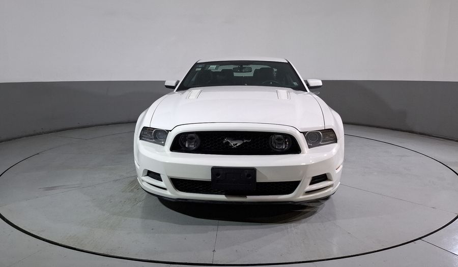Ford Mustang 5.0 GT EQUIPADO VIP MT Coupe 2013