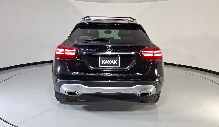 Mercedes Benz Clase Gla 1.6 GLA 200 SPORT DCT Suv 2018