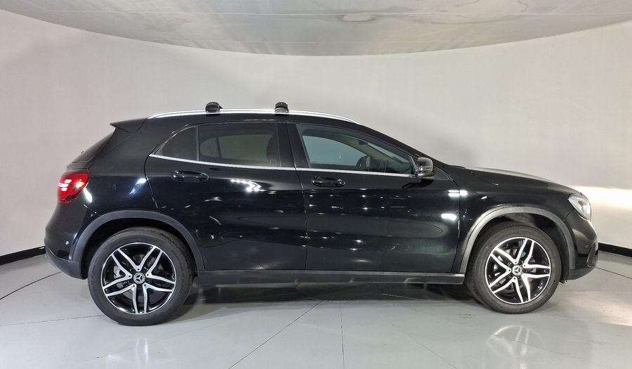 Mercedes Benz Clase Gla 1.6 GLA 200 SPORT DCT Suv 2018