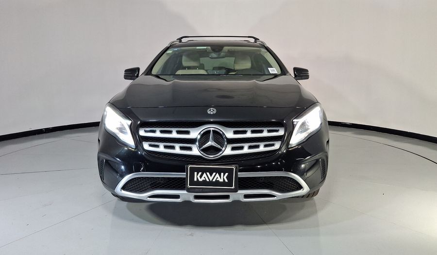 Mercedes Benz Clase Gla 1.6 GLA 200 SPORT DCT Suv 2018