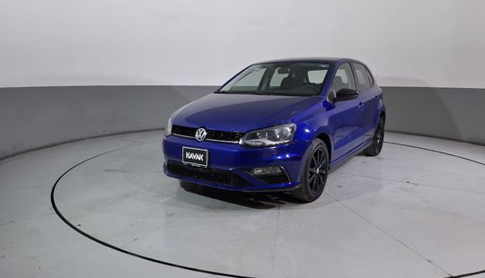 Volkswagen • Polo