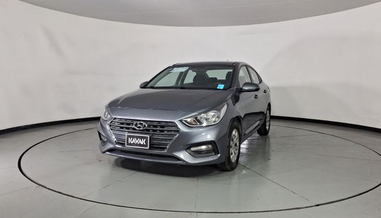 Hyundai • Accent