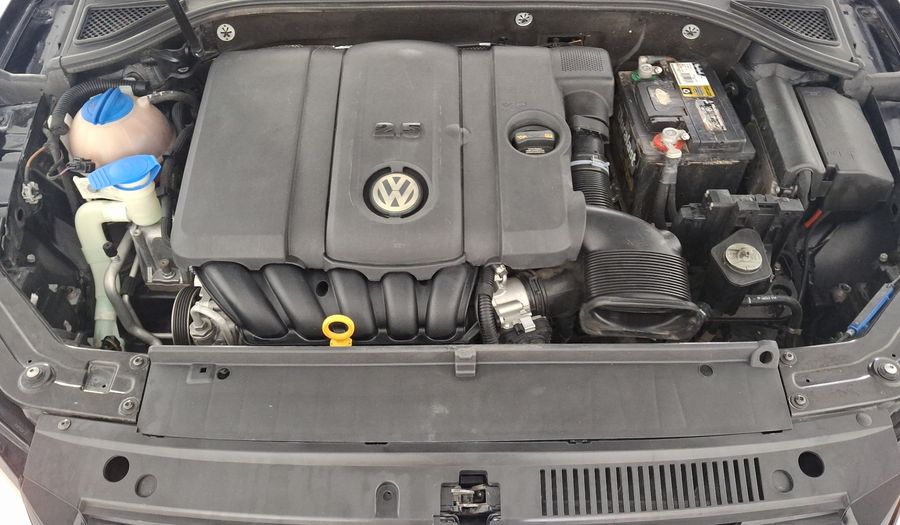 Volkswagen Passat 2.5 HIGHLINE TIPTRONIC Sedan 2015