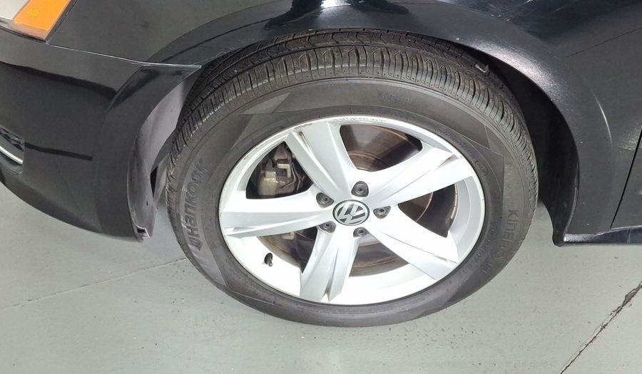 Volkswagen Passat 2.5 HIGHLINE TIPTRONIC Sedan 2015