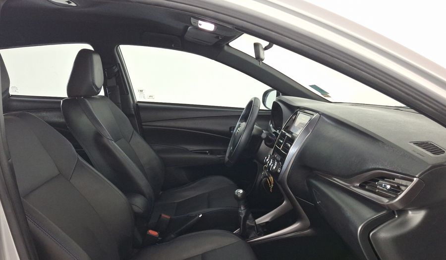 Toyota Yaris 1.5 S Hatchback 2022