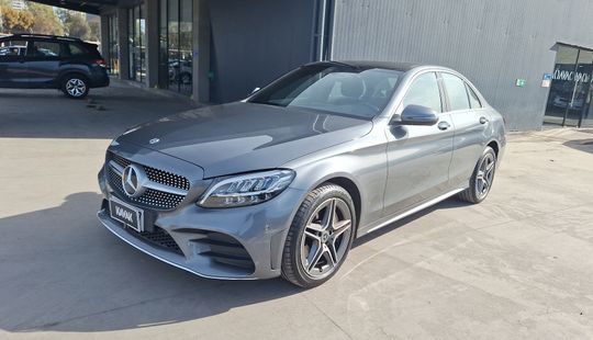 Mercedes Benz • Clase C