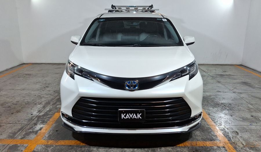 Toyota Sienna 2.5 HEV XLE AUTO Minivan 2021