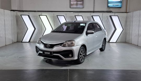 Toyota • Etios