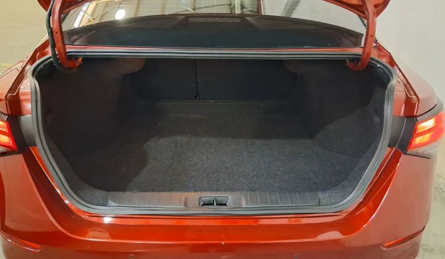 Nissan Sentra 2.0 ADVANCE CVT Sedan 2022