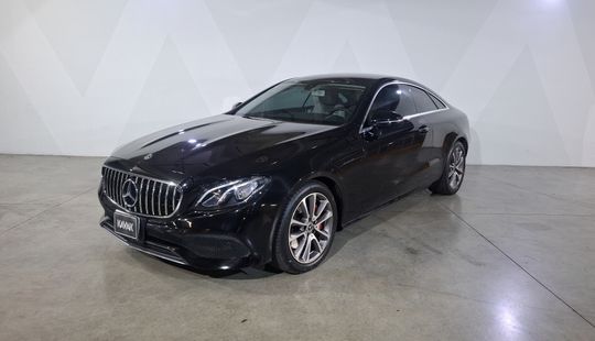 Mercedes Benz • Clase E
