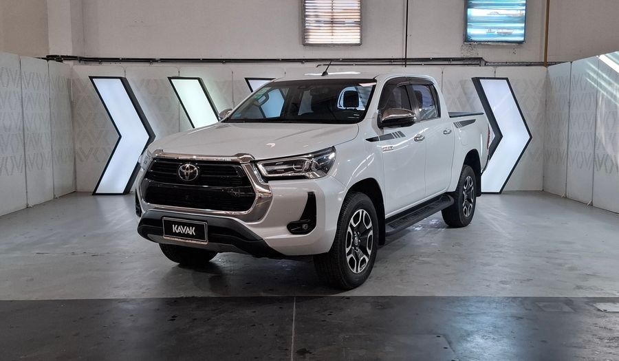 Toyota Hilux SRX