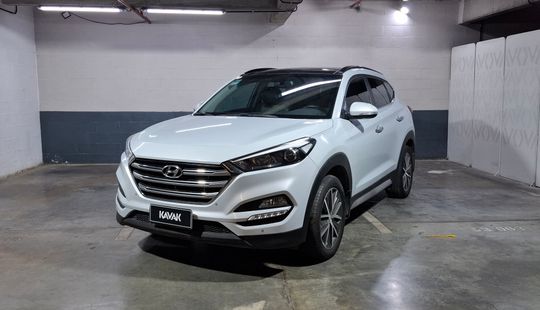 Hyundai • Tucson