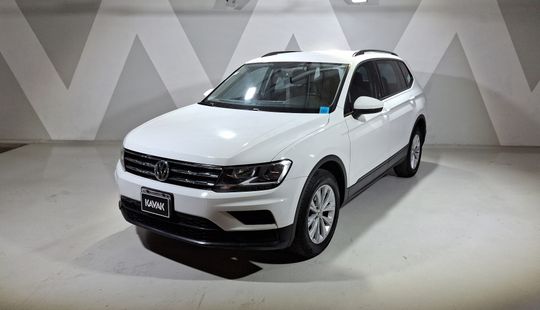 Volkswagen • Tiguan