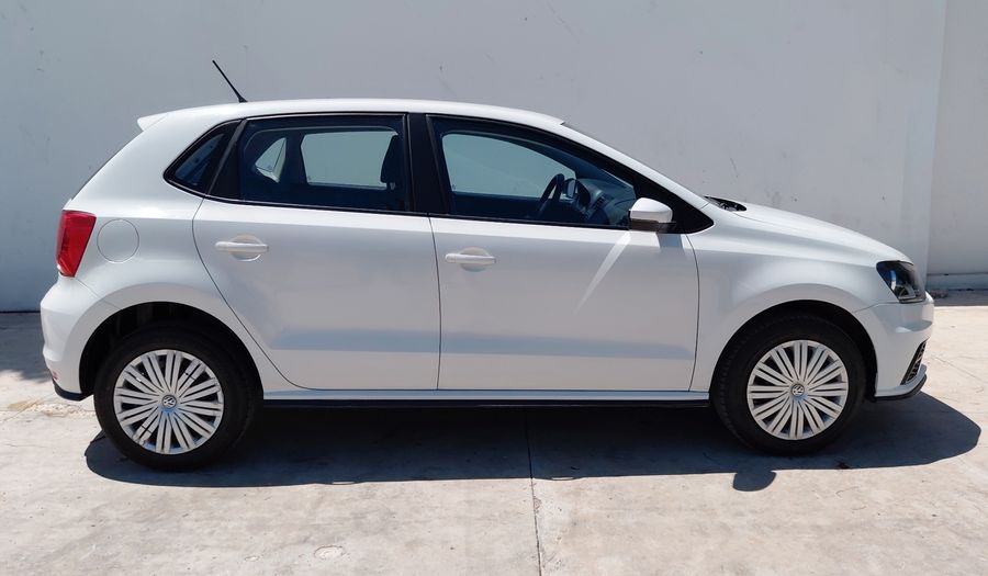 Volkswagen Polo 1.6 STARTLINE AUTO Hatchback 2022