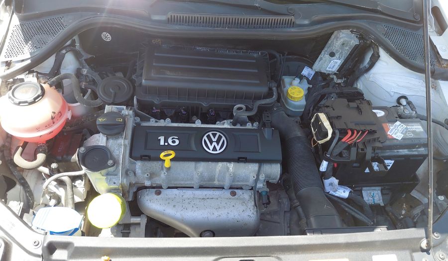 Volkswagen Polo 1.6 STARTLINE AUTO Hatchback 2022