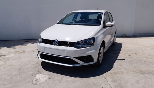 Volkswagen • Polo