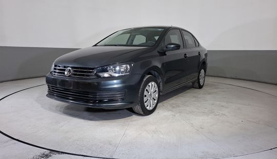 Volkswagen • Vento