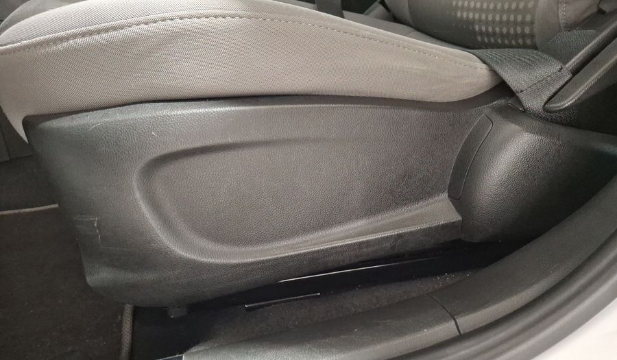 Chevrolet Sonic 1.6 MT A Sedan 2012