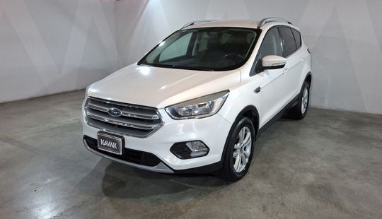 Ford • Escape