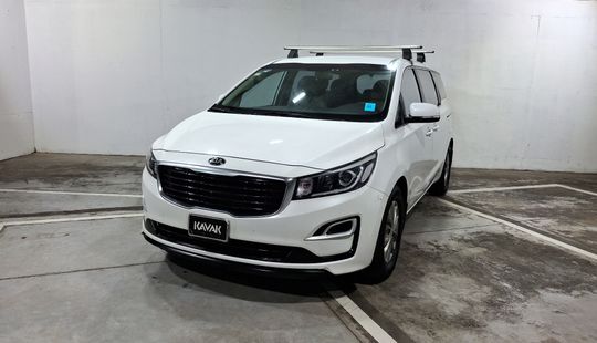 Kia • Sedona