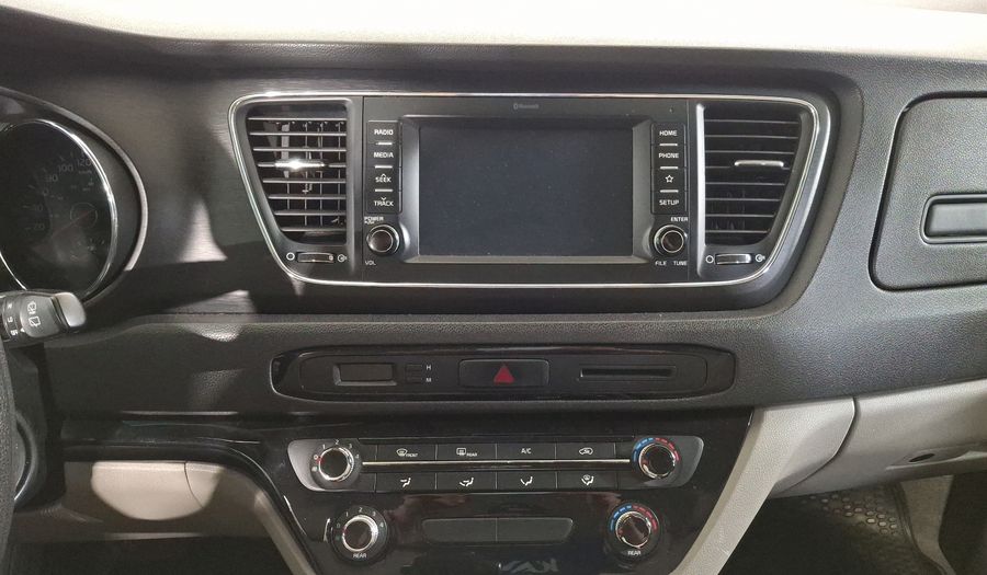 Kia Sedona 3.3 LX AUTO Minivan 2019