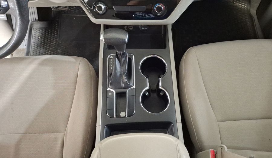 Kia Sedona 3.3 LX AUTO Minivan 2019