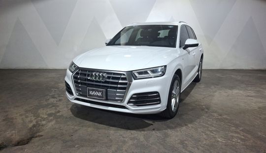 Audi • Q5