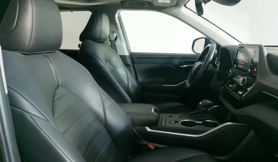 Toyota Highlander 3.5 XLE AUTO Suv 2021