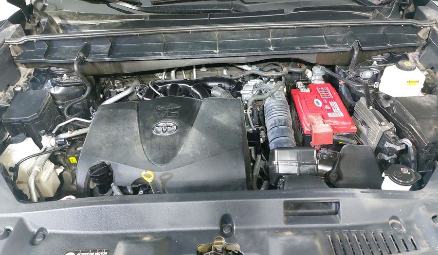 Toyota Highlander 3.5 XLE AUTO Suv 2021