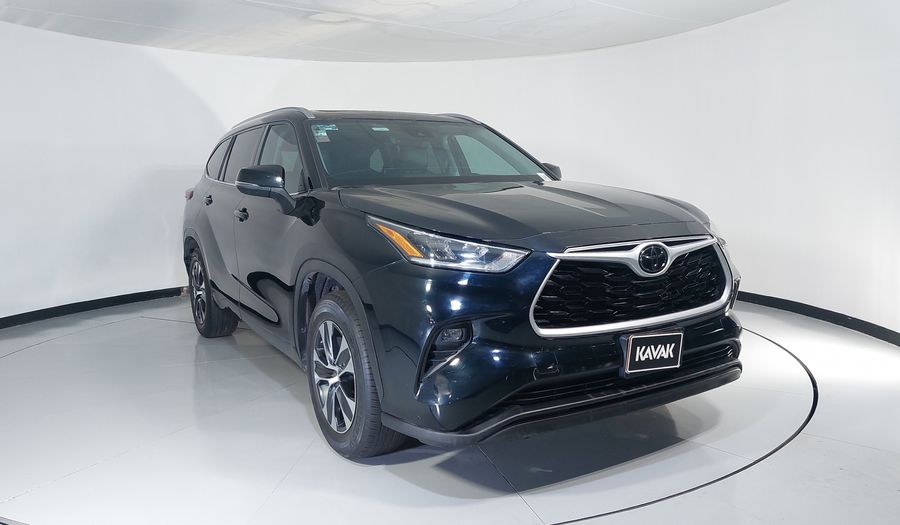 Toyota Highlander 3.5 XLE AUTO Suv 2021