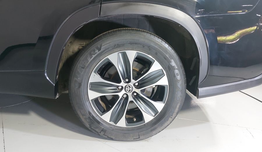 Toyota Highlander 3.5 XLE AUTO Suv 2021