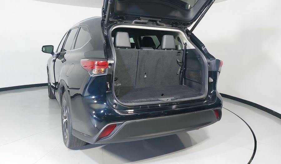 Toyota Highlander 3.5 XLE AUTO Suv 2021
